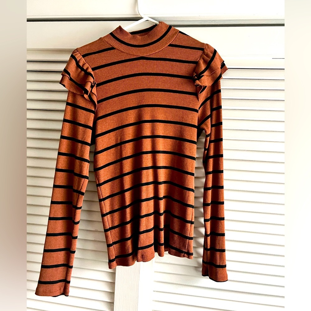 T.La Ruffled Turtleneck Top